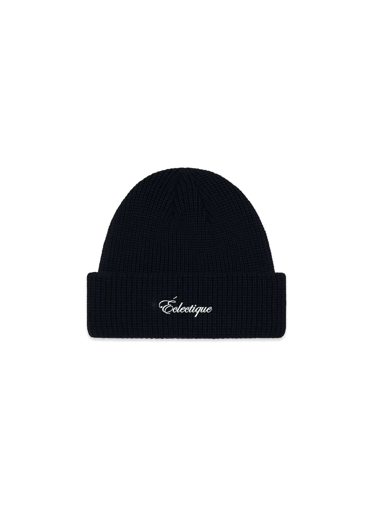 Black fisherman beanie with white Éclectique logo embroidery, 58cm circumference, stylish and warm.