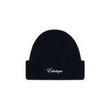 Black fisherman beanie with white Éclectique logo embroidery, 58cm circumference, stylish and warm.